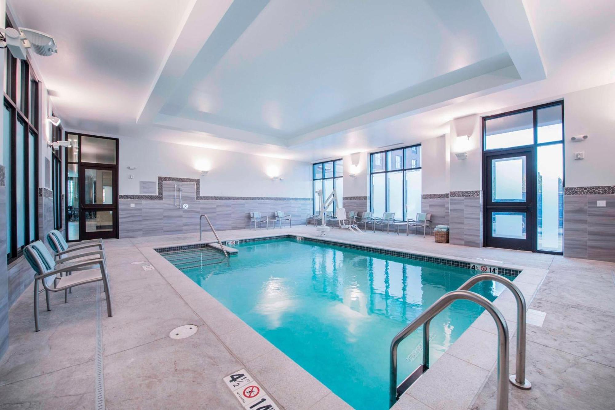 Towneplace Suites By Marriott Boston Logan Airport/צ'לסי מראה חיצוני תמונה